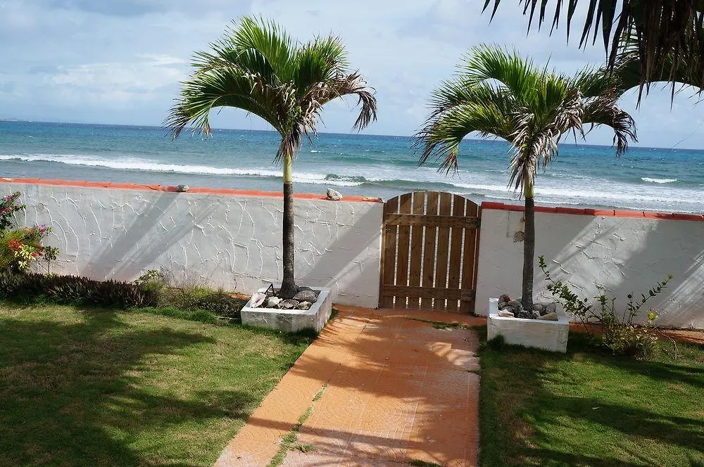 ויסקז Bravo Beach Hotel